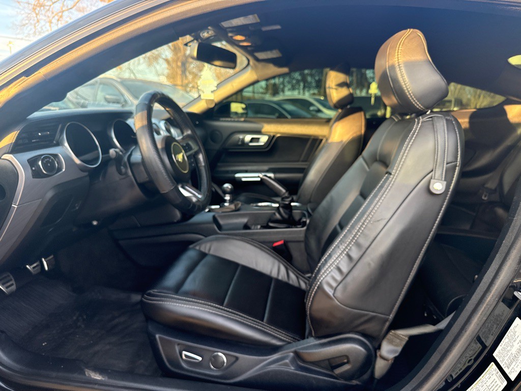 2018 Ford Mustang Image 10