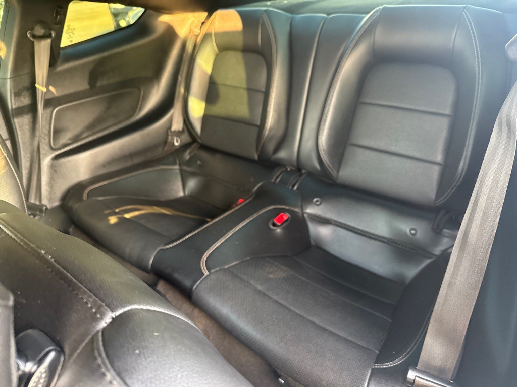 2018 Ford Mustang Image 12