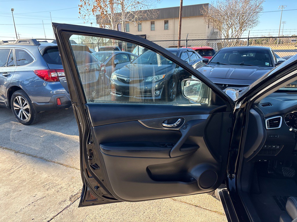 2014 Nissan Rogue Image 15