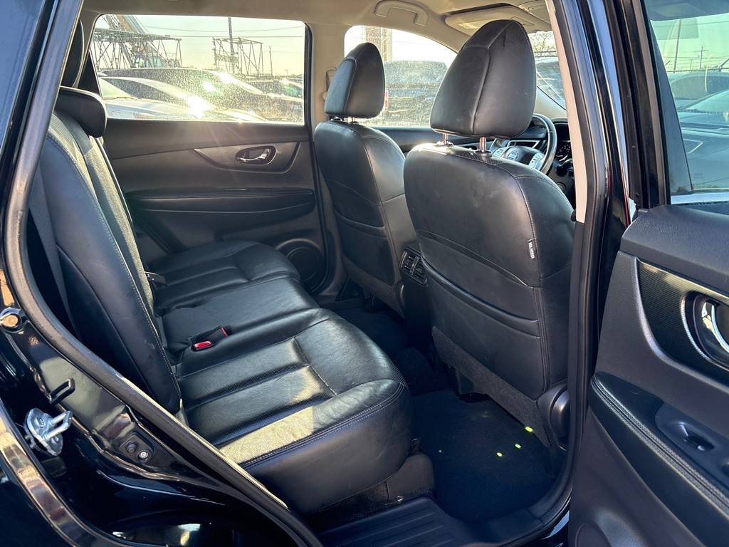 2014 Nissan Rogue Image 22