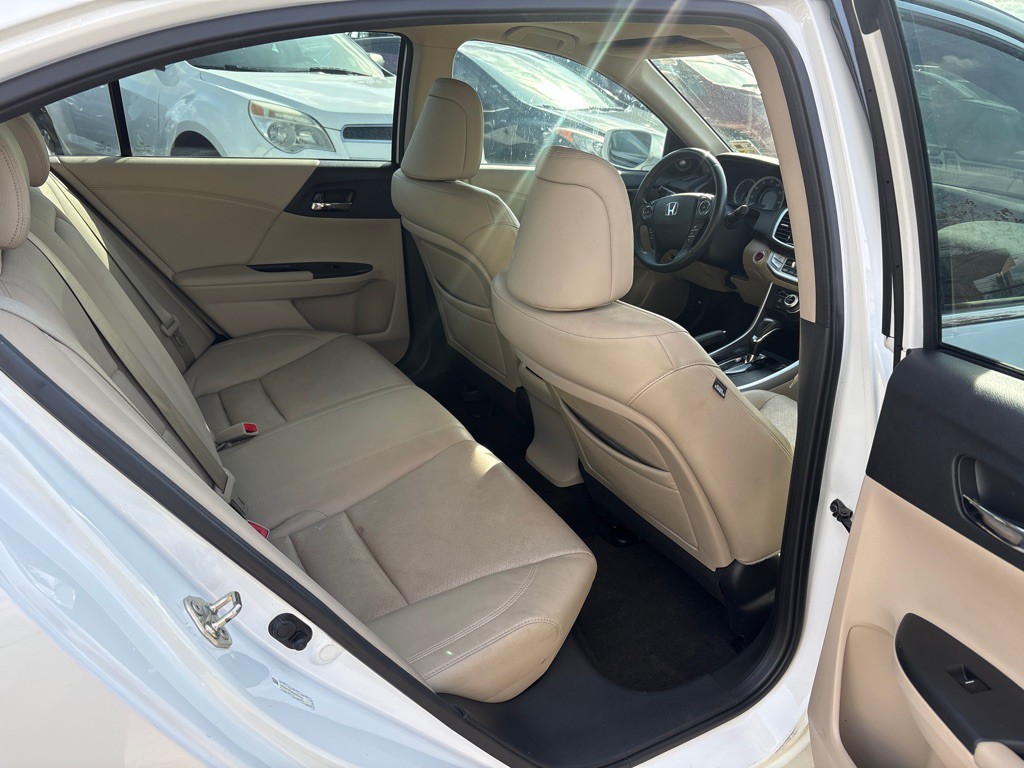 2014 Honda Accord Image 20