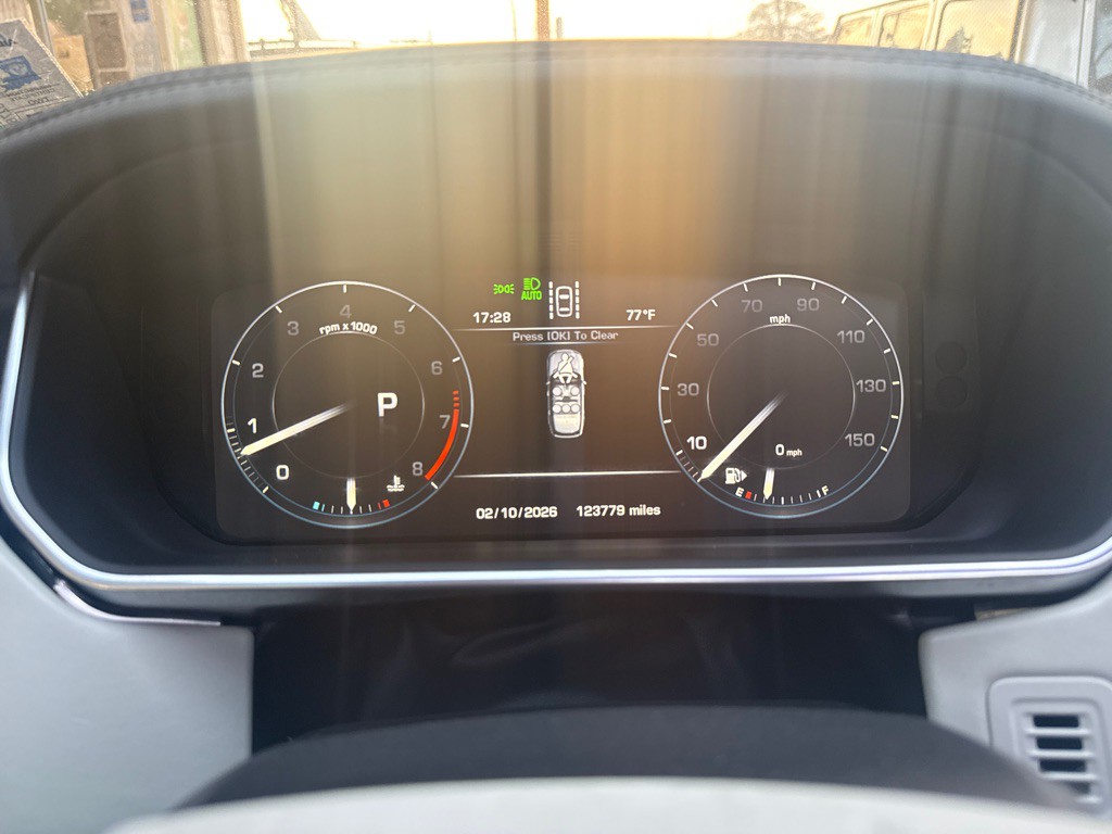 2014 Land Rover Range Rover Image 18