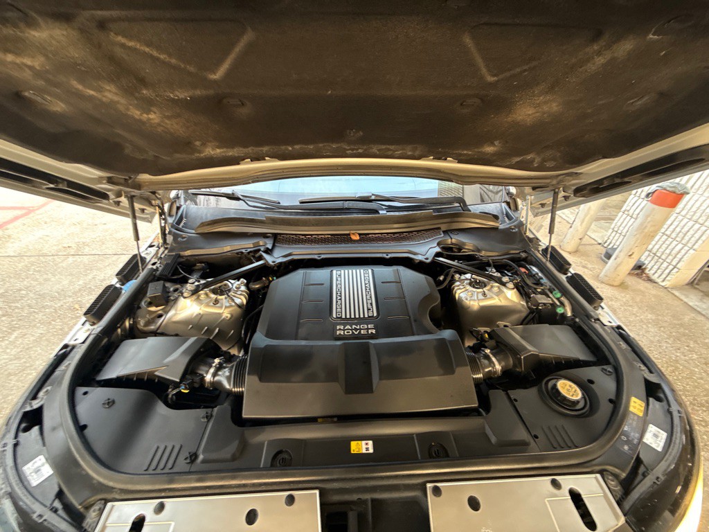 2014 Land Rover Range Rover Image 31