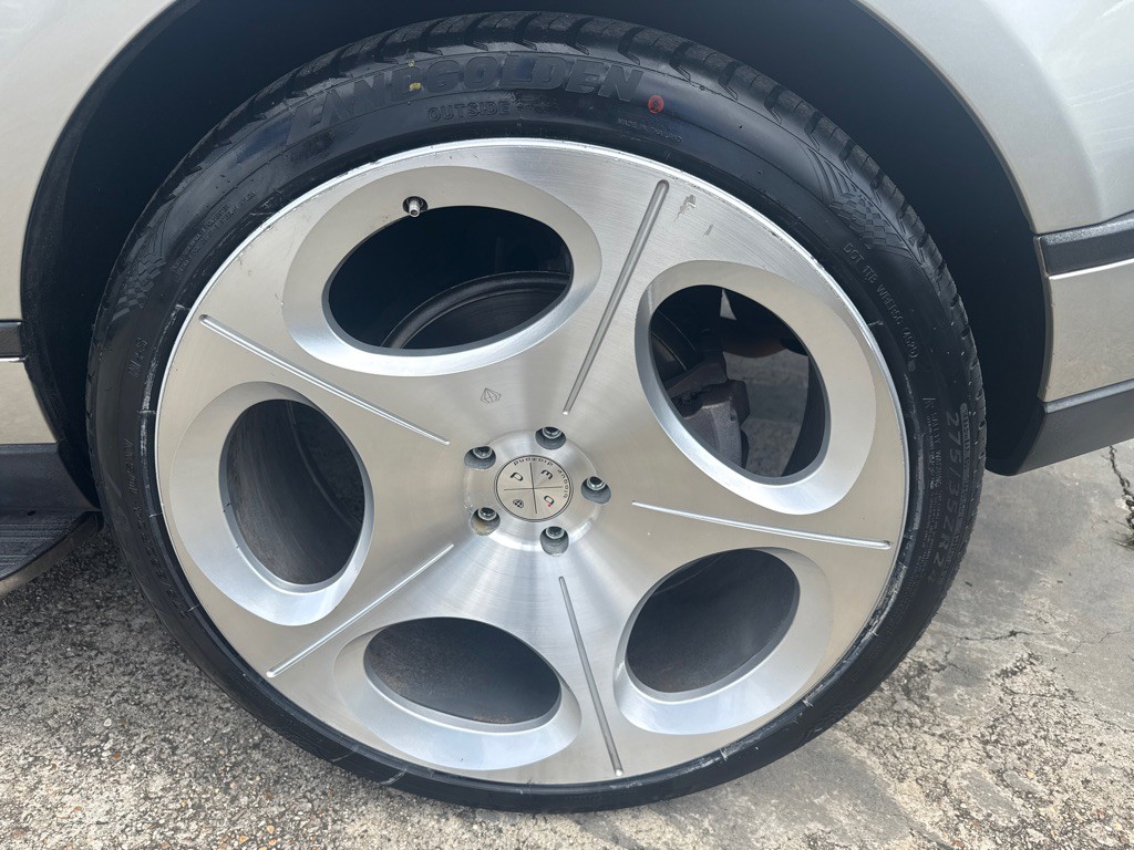 2014 Land Rover Range Rover Image 32