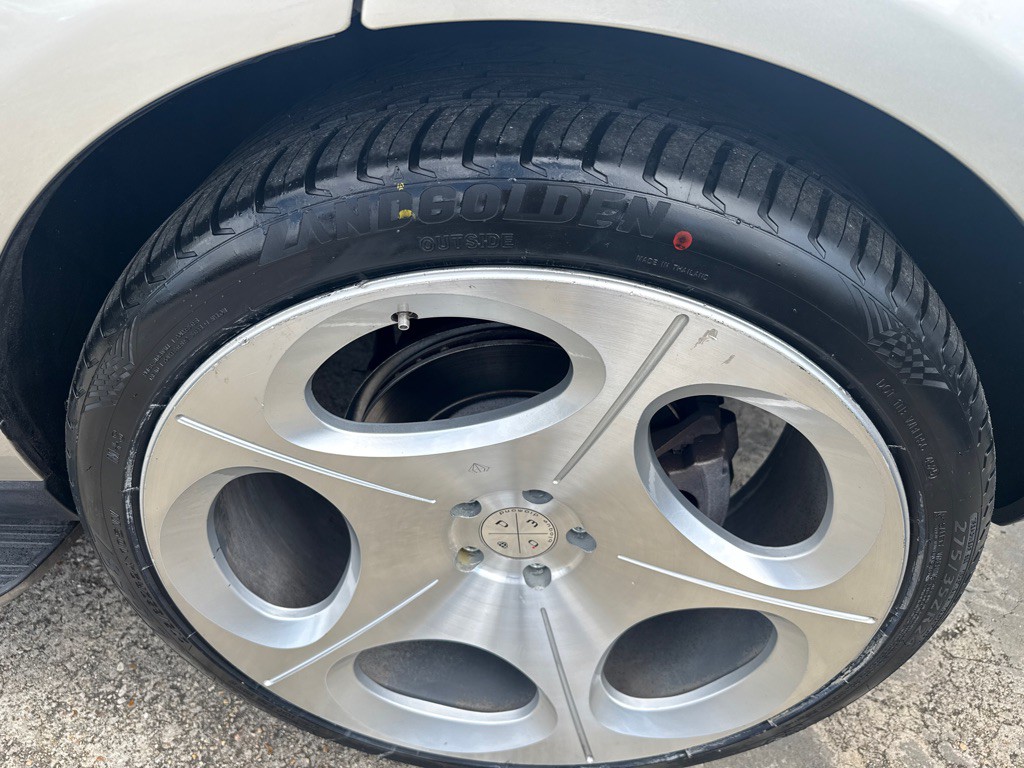 2014 Land Rover Range Rover Image 33