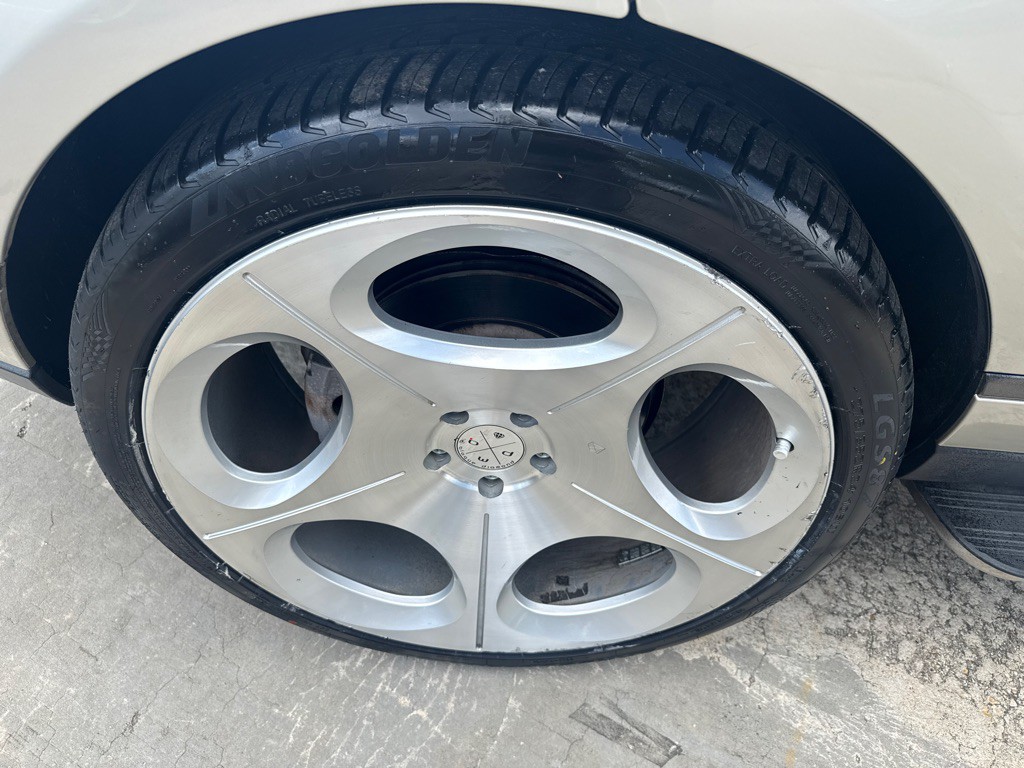 2014 Land Rover Range Rover Image 38