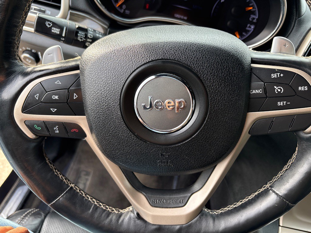 2015 Jeep Grand Cherokee Image 12