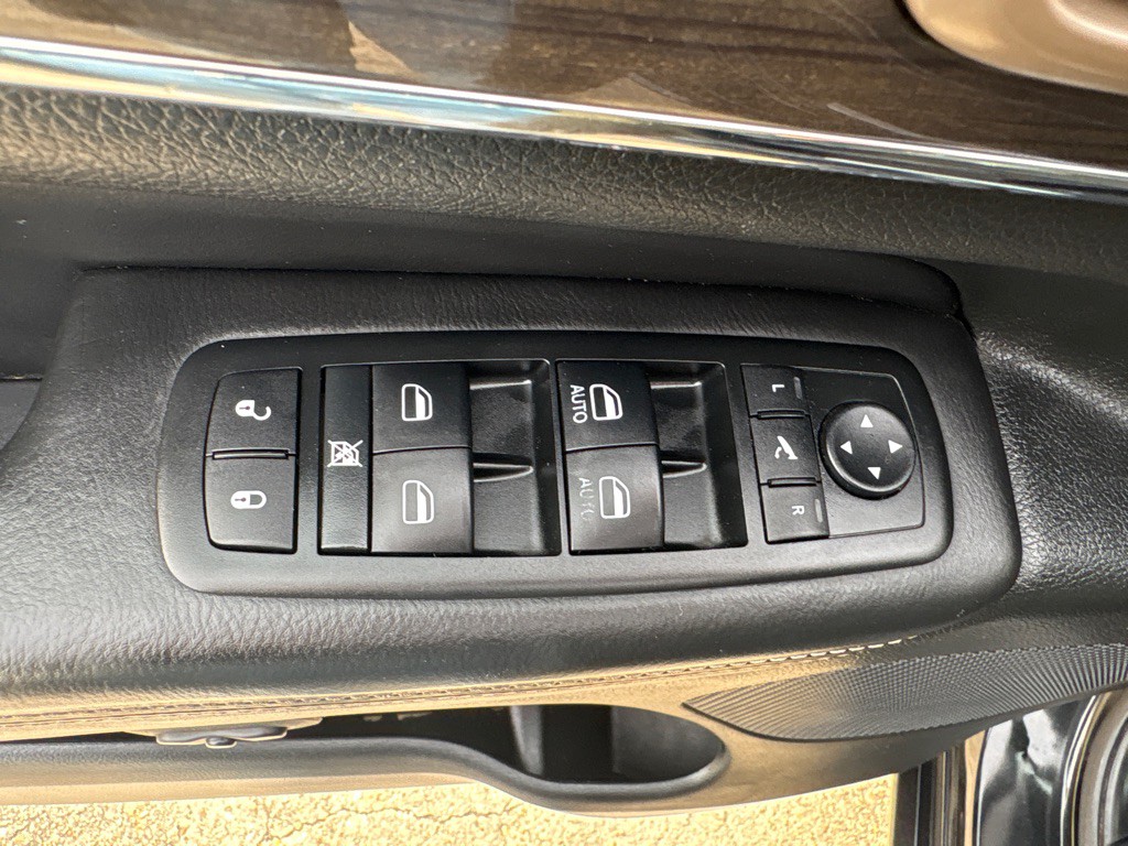 2015 Jeep Grand Cherokee Image 15