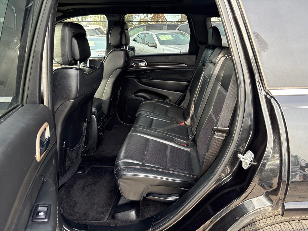 2015 Jeep Grand Cherokee Image 16
