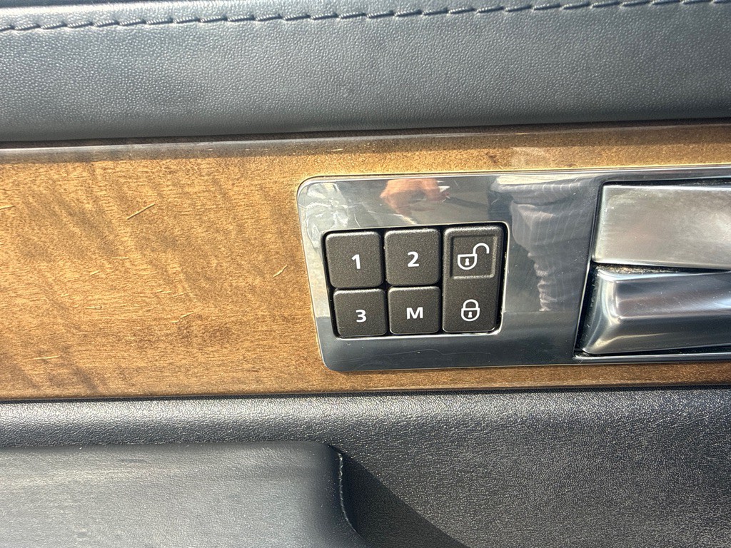 2013 Land Rover Range Rover Sport Image 23