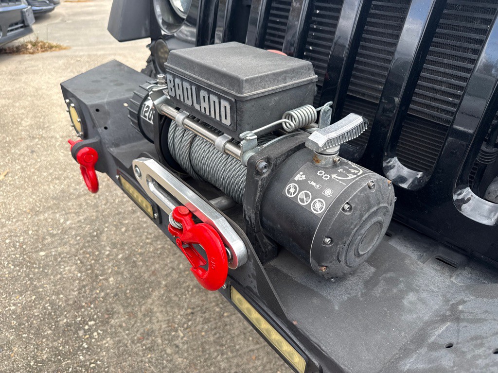 2015 Jeep Wrangler Image 25