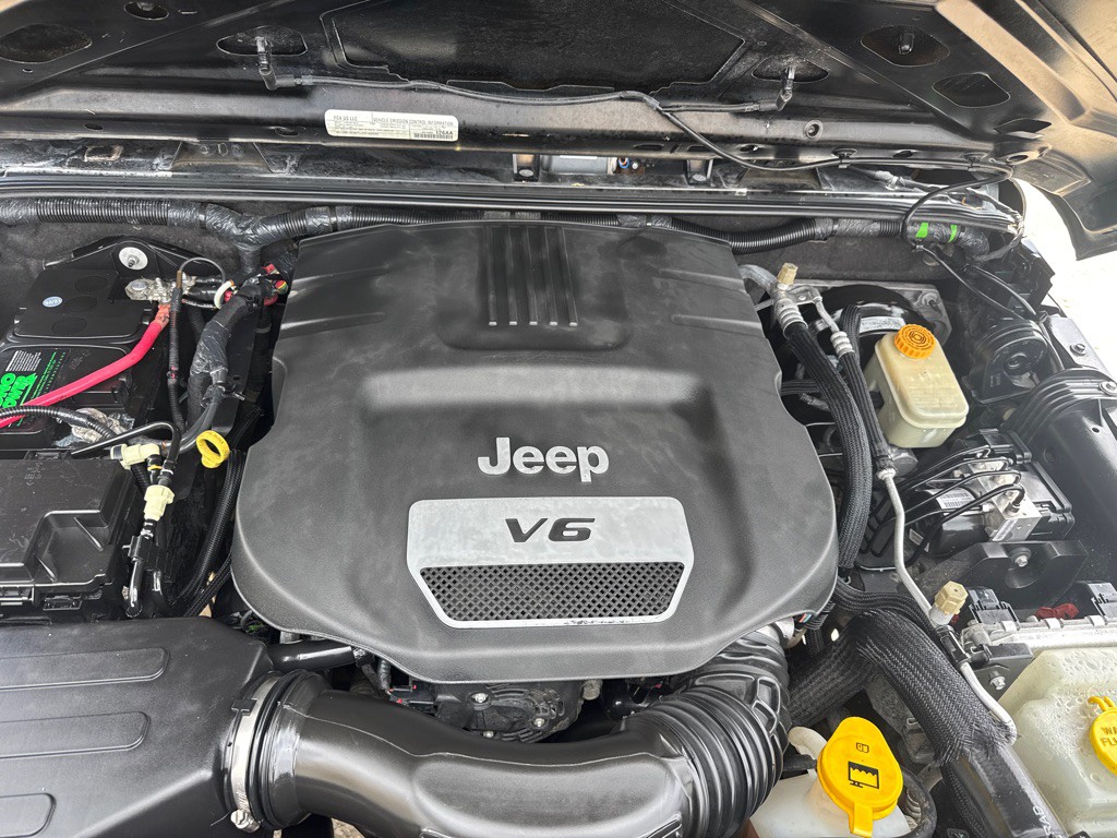 2015 Jeep Wrangler Image 26