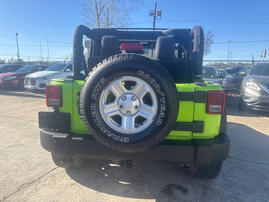 2012 Jeep Wrangler Image 7