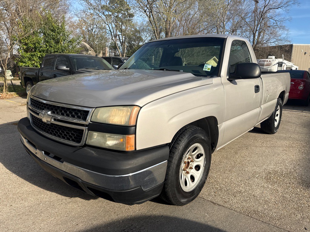 2006 Chevrolet Silverado 1500 Image 2
