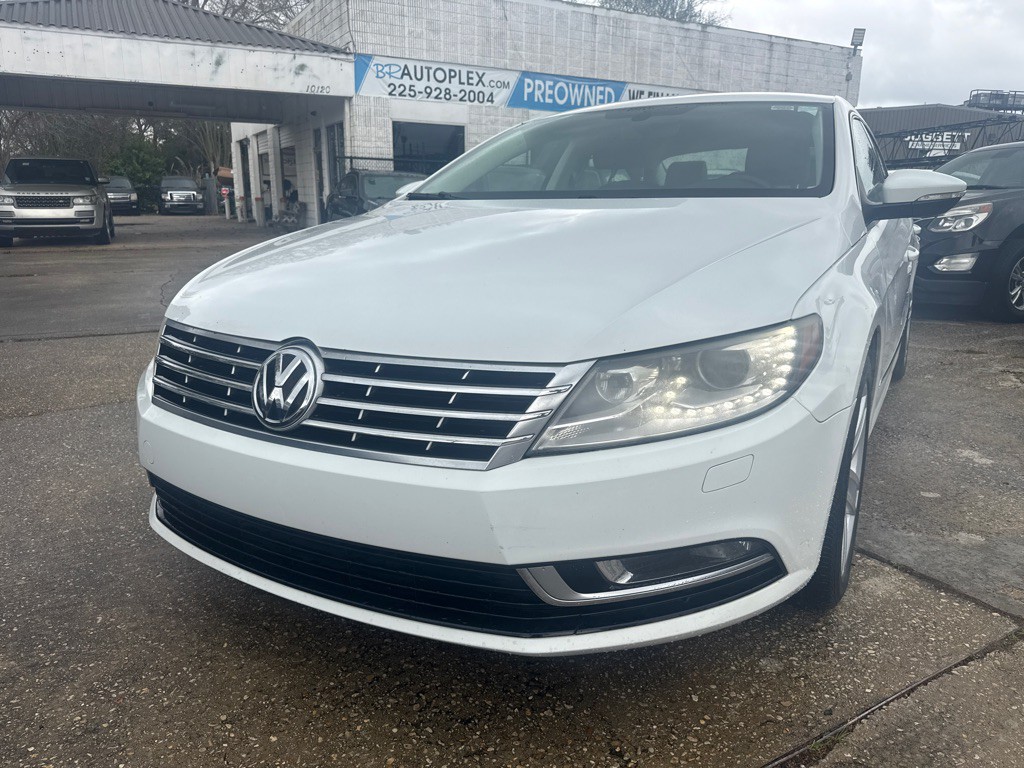 2017 Volkswagen CC Image 2