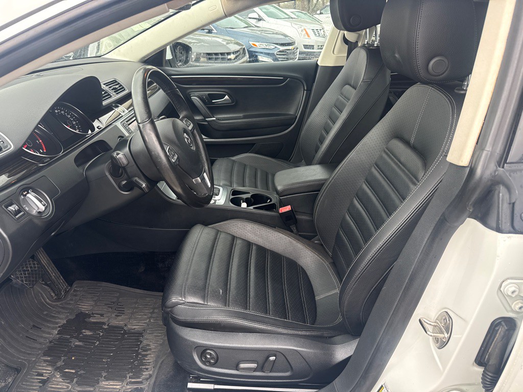 2017 Volkswagen CC Image 10