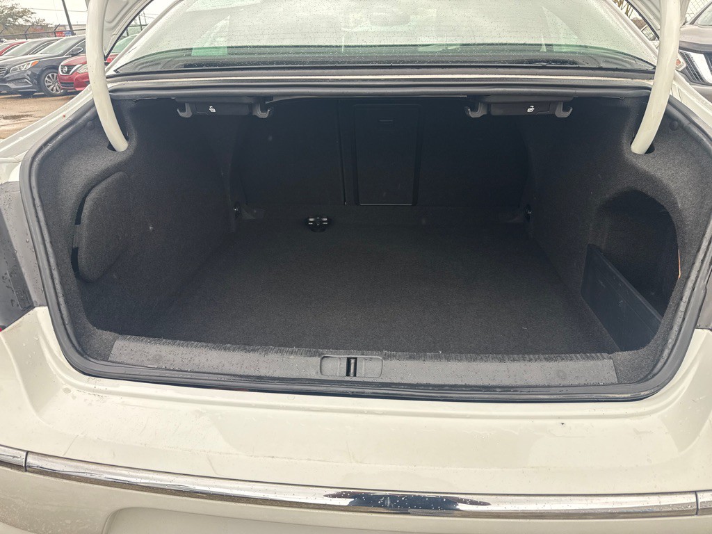 2017 Volkswagen CC Image 22