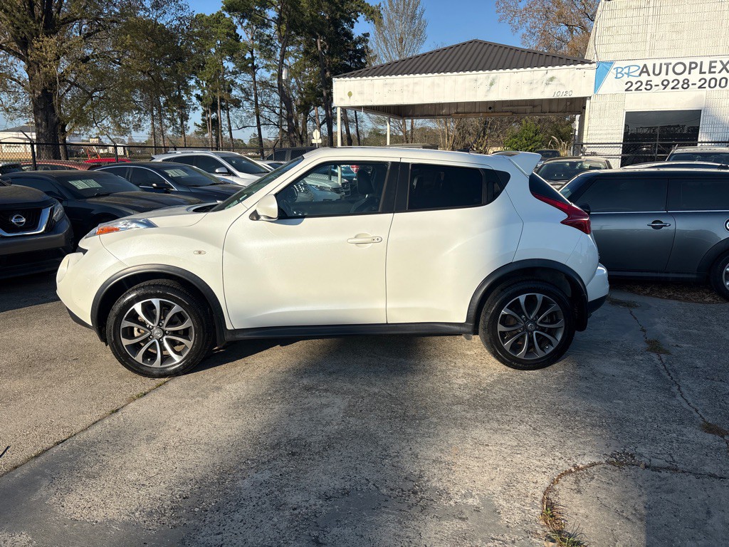 2014 Nissan Juke Image 2
