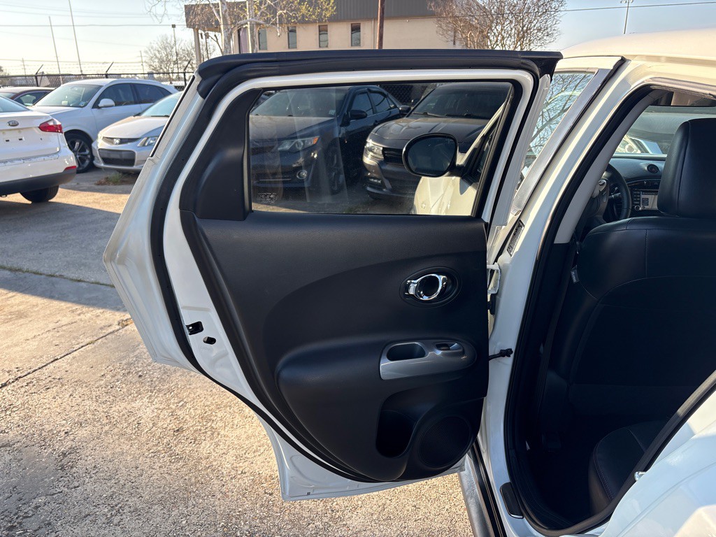 2014 Nissan Juke Image 17