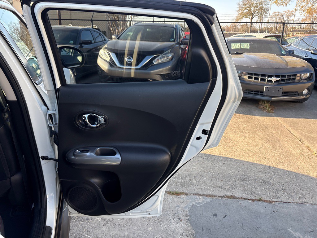 2014 Nissan Juke Image 21