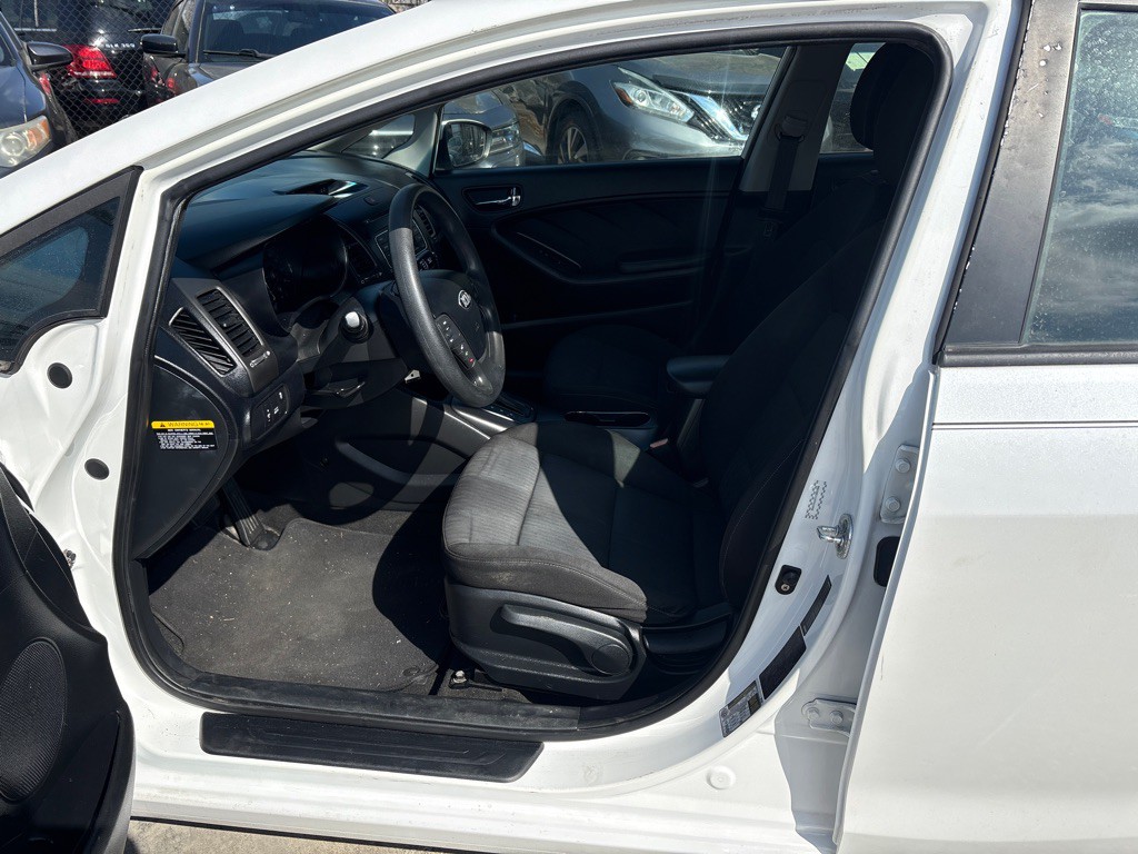 2014 Kia Forte Image 9