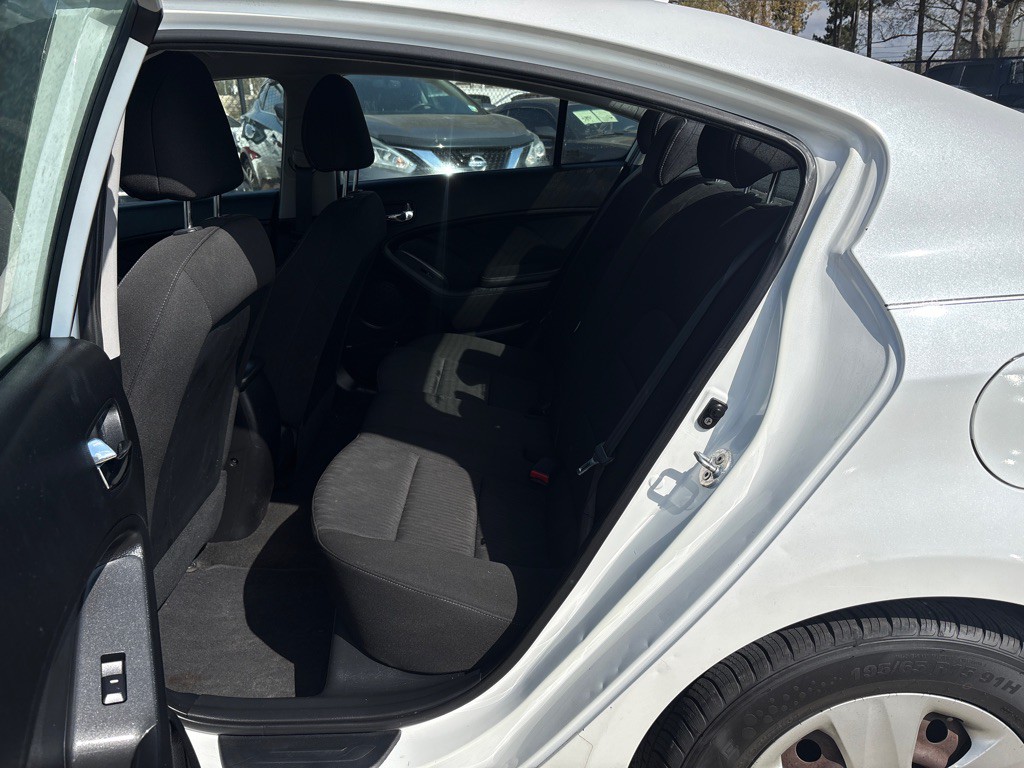 2014 Kia Forte Image 16