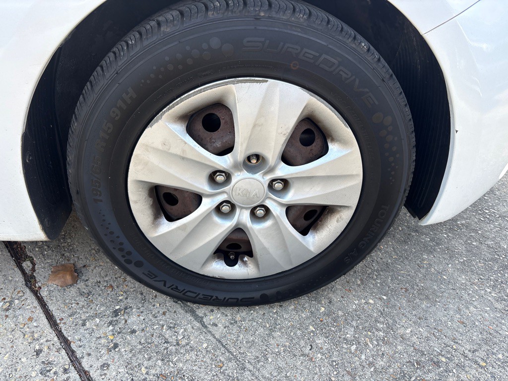 2014 Kia Forte Image 27