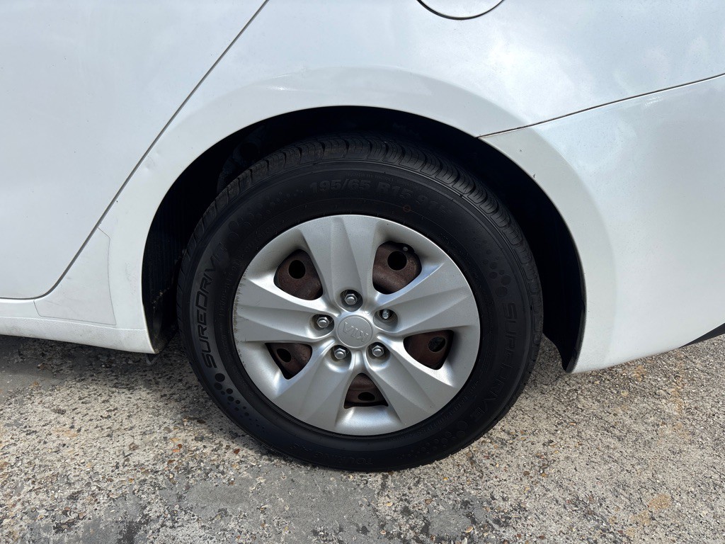 2014 Kia Forte Image 31