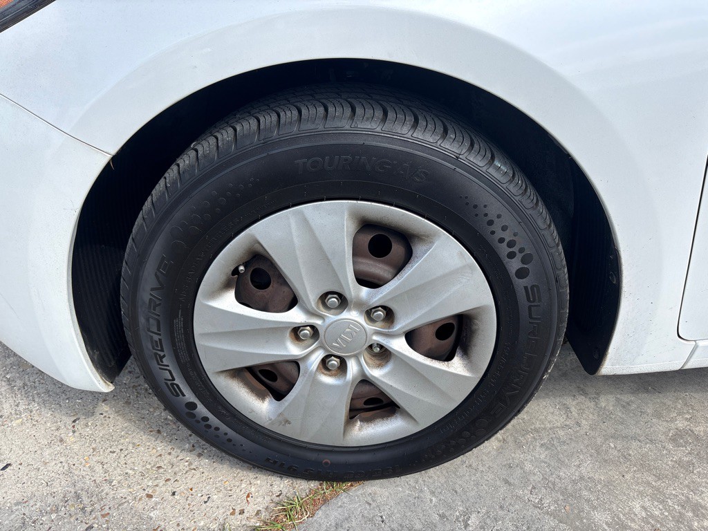 2014 Kia Forte Image 33