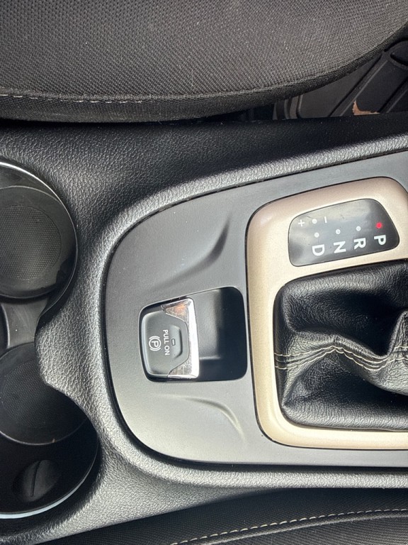 2018 Jeep Cherokee Image 26