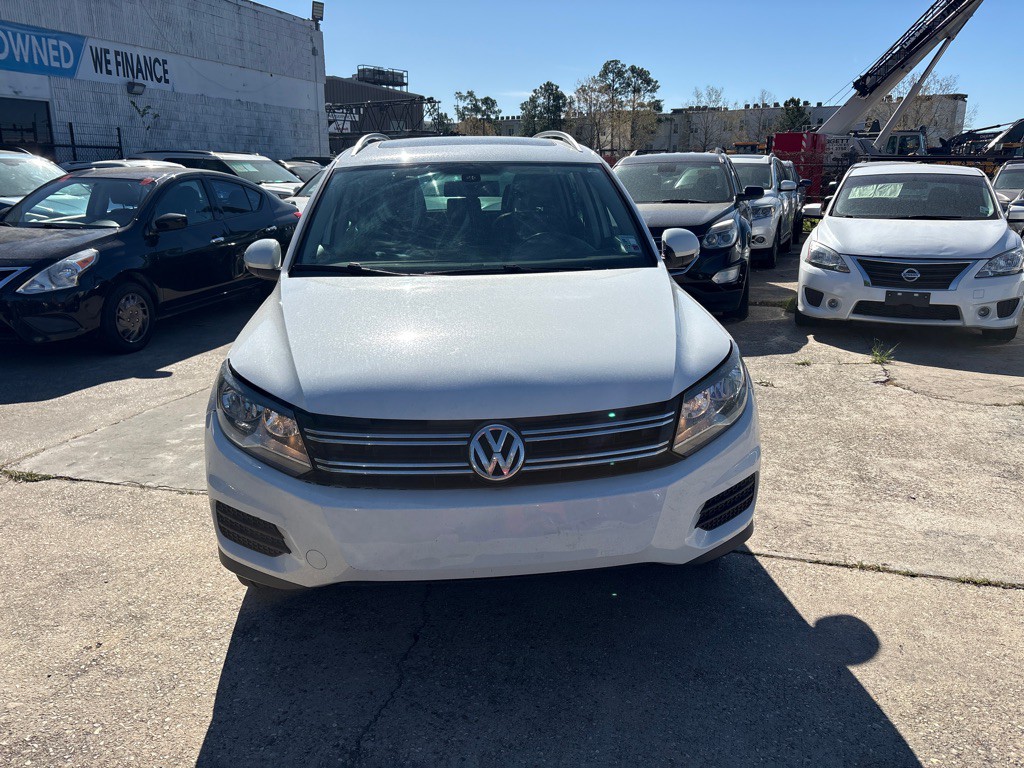 2017 Volkswagen Tiguan Image 8