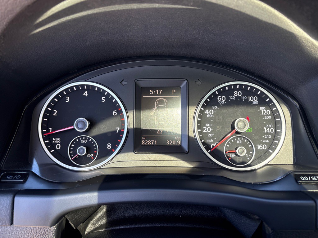 2017 Volkswagen Tiguan Image 12