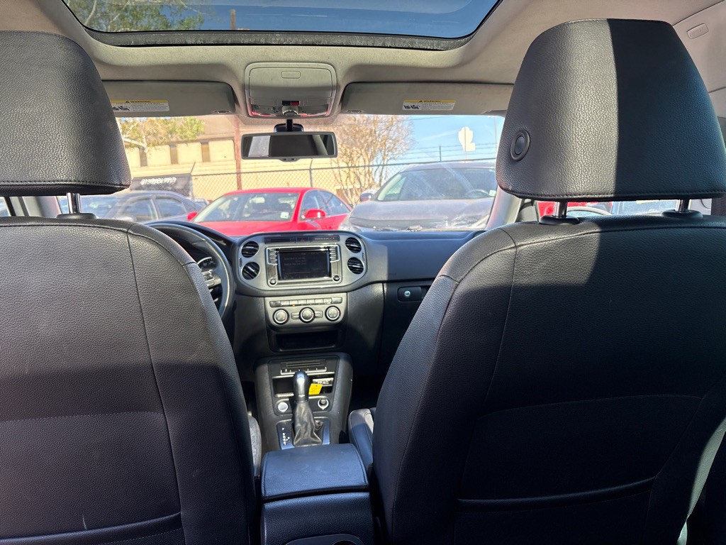 2017 Volkswagen Tiguan Image 17