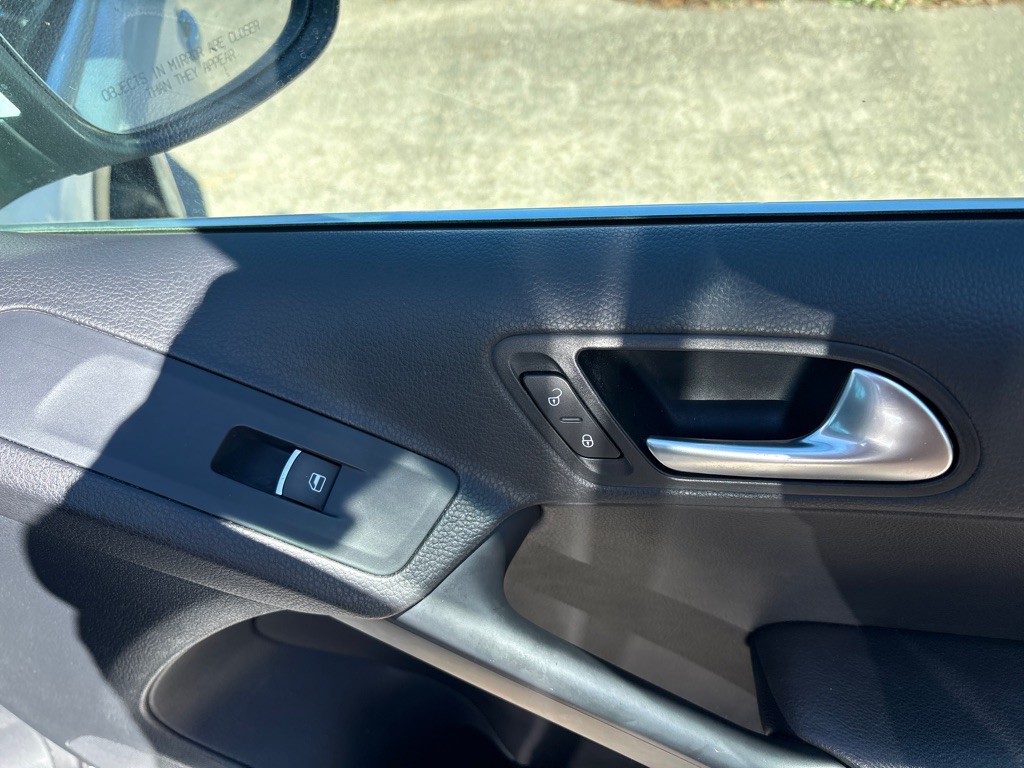 2017 Volkswagen Tiguan Image 27