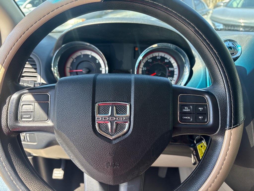 2013 Dodge Grand Caravan Image 12