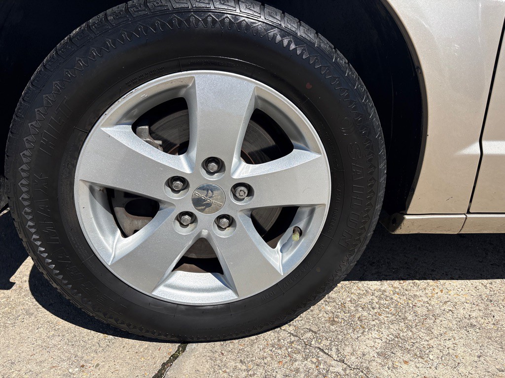 2013 Dodge Grand Caravan Image 32