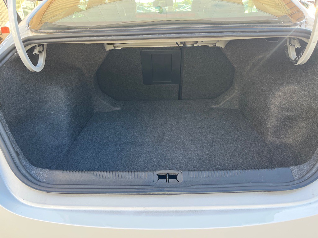 2015 Chrysler 200 Image 27