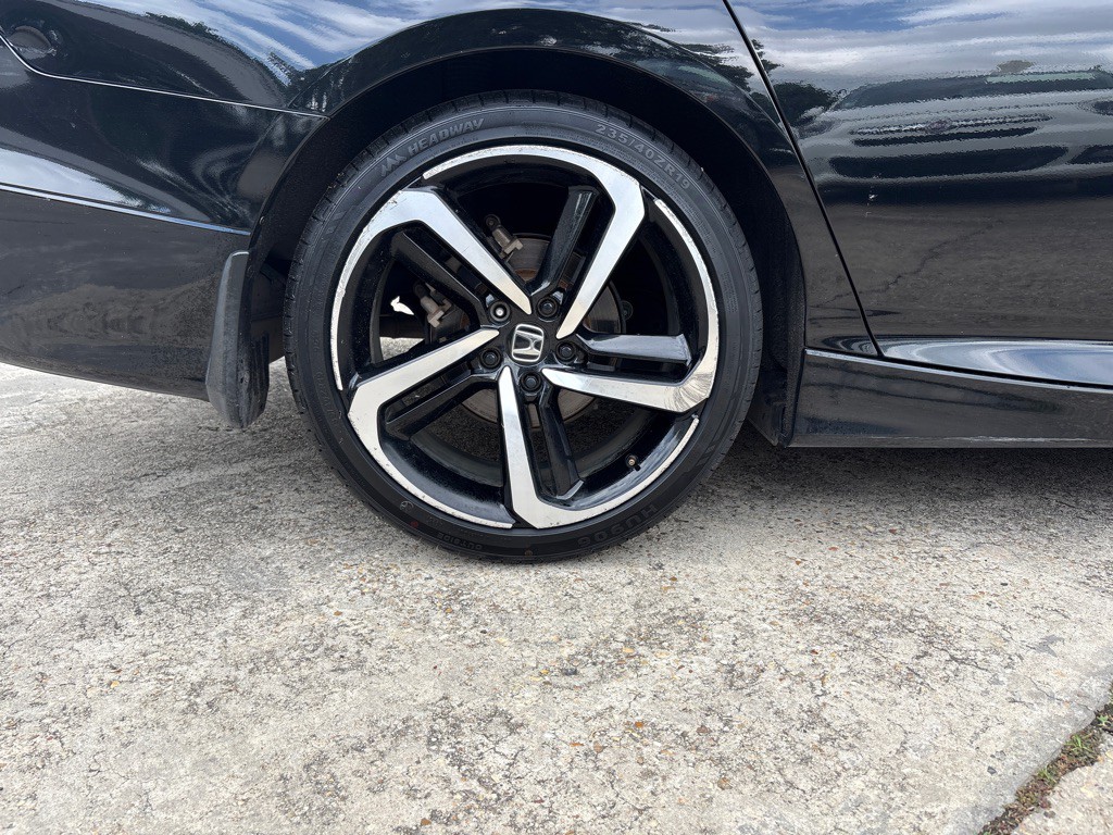 2018 Honda Accord Image 26