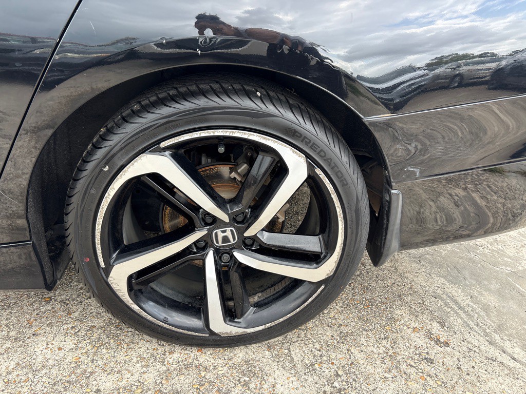 2018 Honda Accord Image 28
