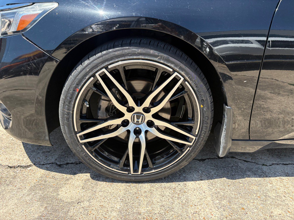 2018 Honda Accord Image 32