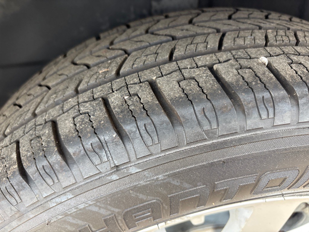 2015 Chrysler Town & Country Image 34