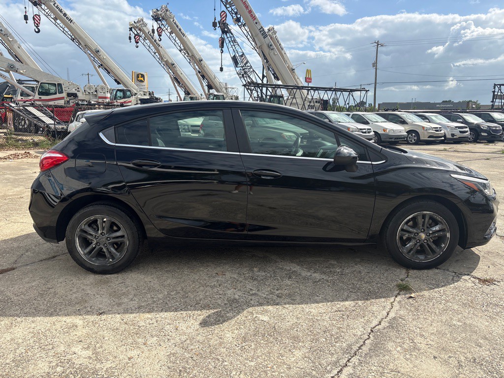 2018 Chevrolet Cruze Image 6