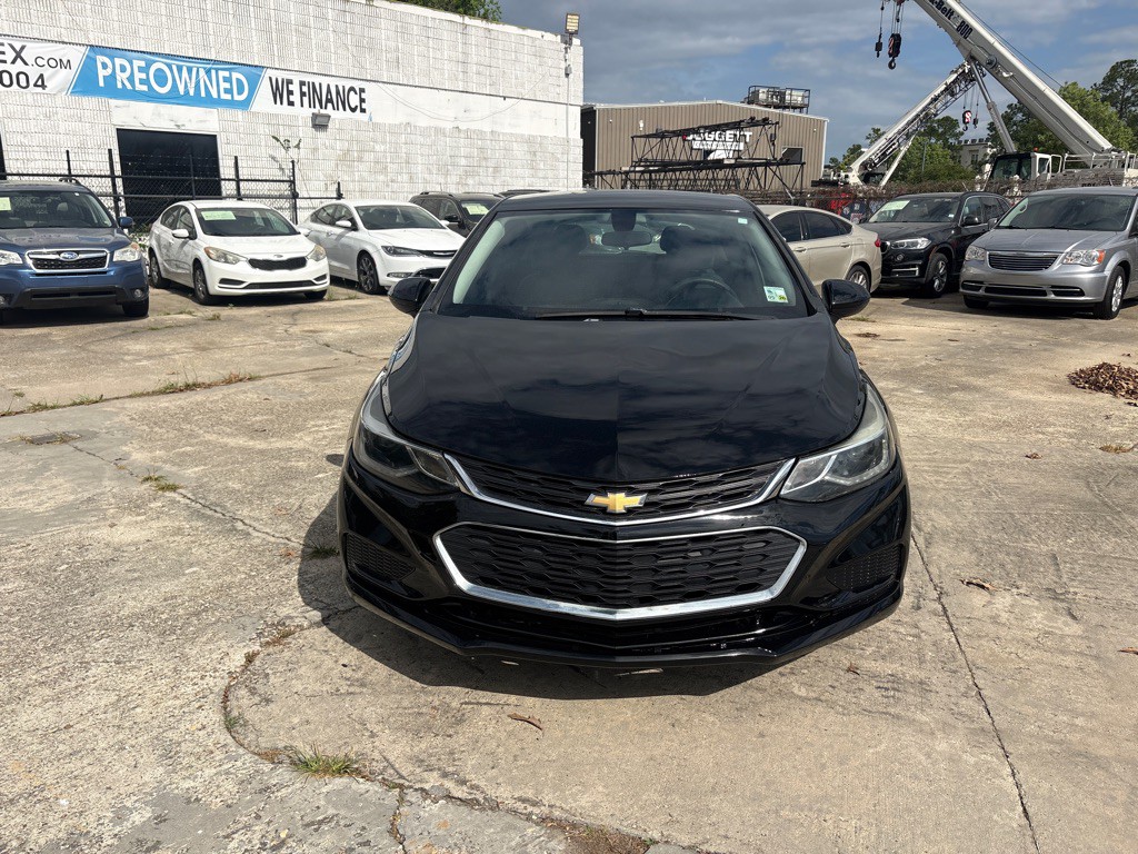 2018 Chevrolet Cruze Image 8