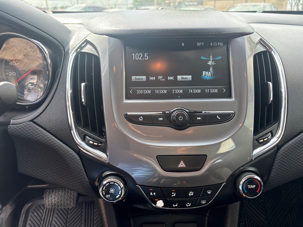 2018 Chevrolet Cruze Image 11