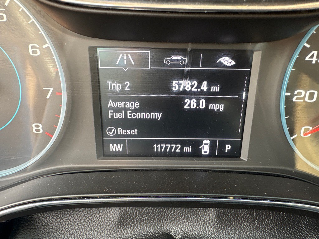 2018 Chevrolet Cruze Image 12