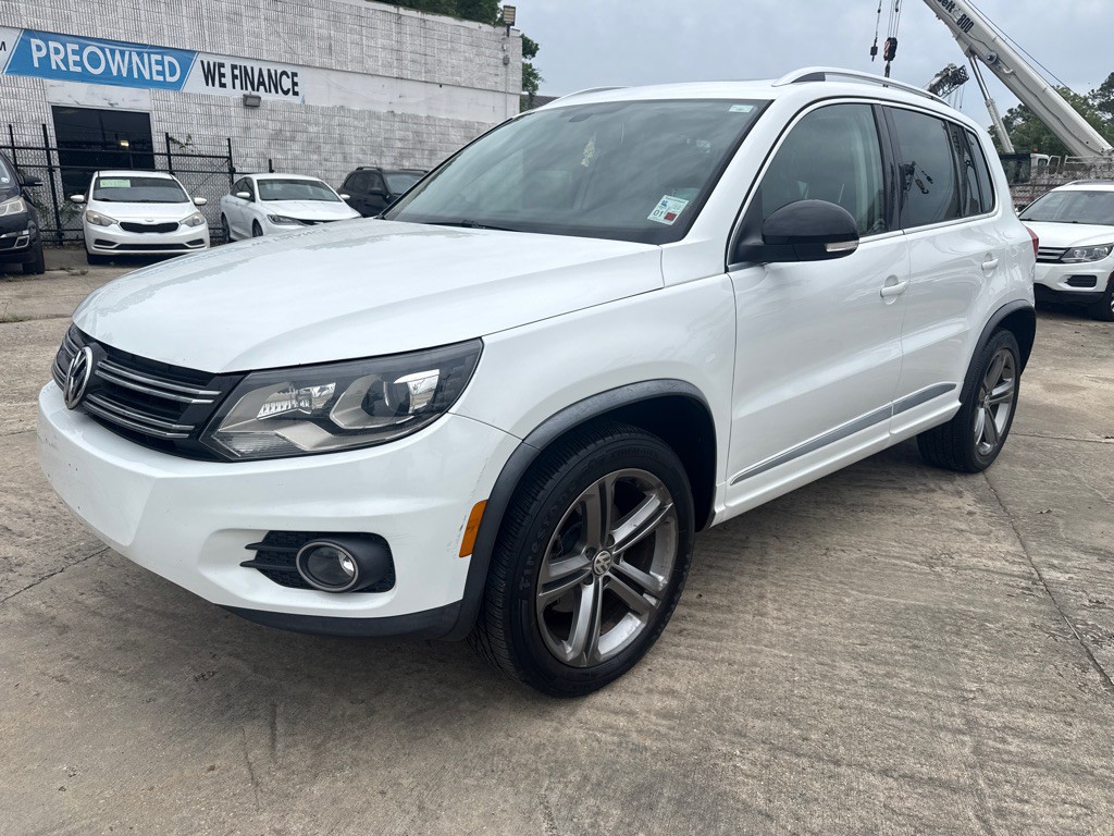 2017 Volkswagen Tiguan Image 2