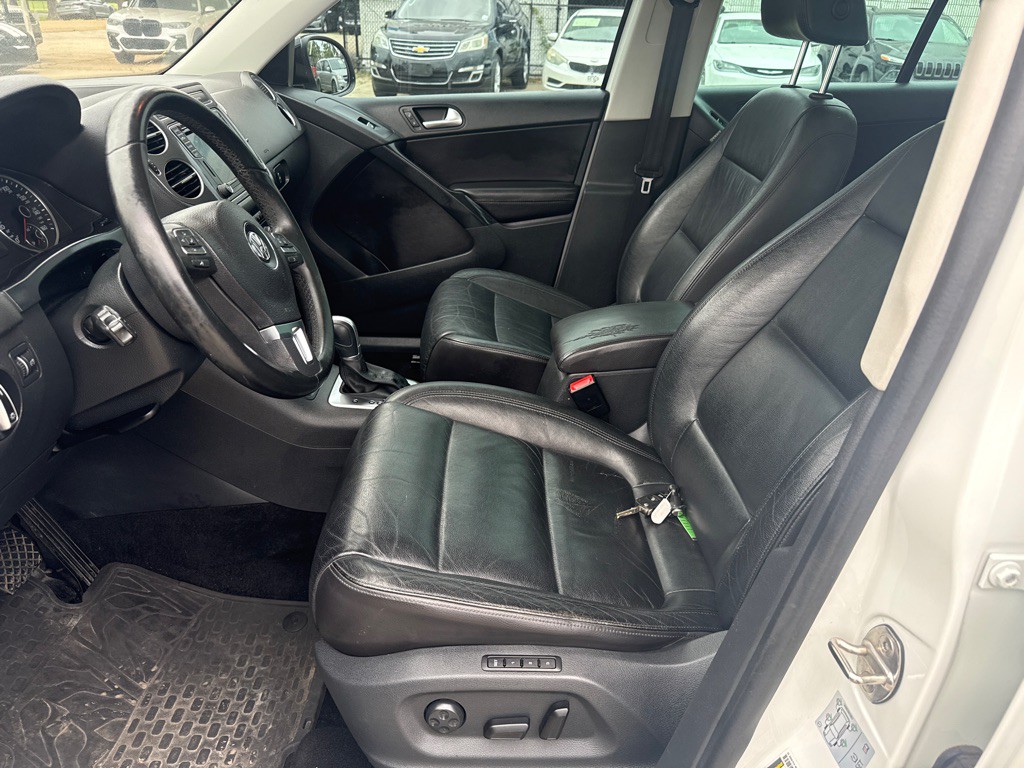 2017 Volkswagen Tiguan Image 10