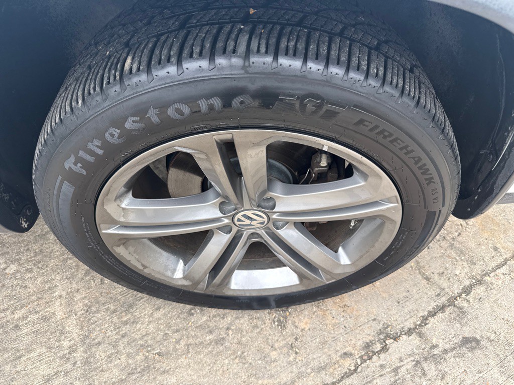 2017 Volkswagen Tiguan Image 33