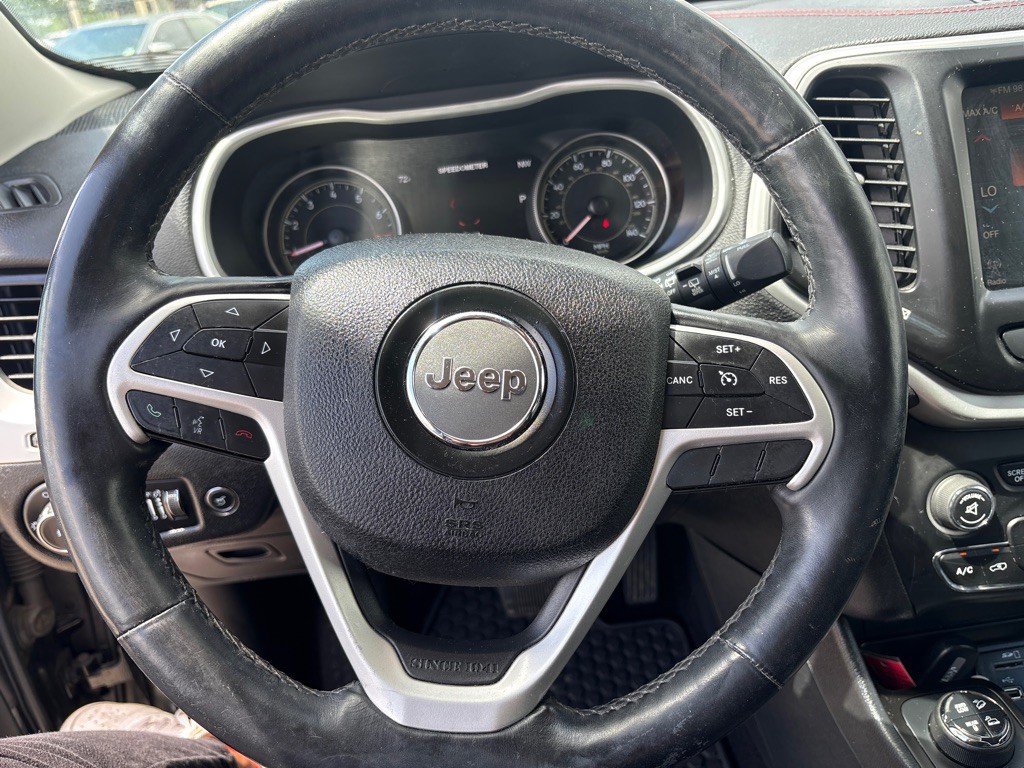 2014 Jeep Cherokee Image 13