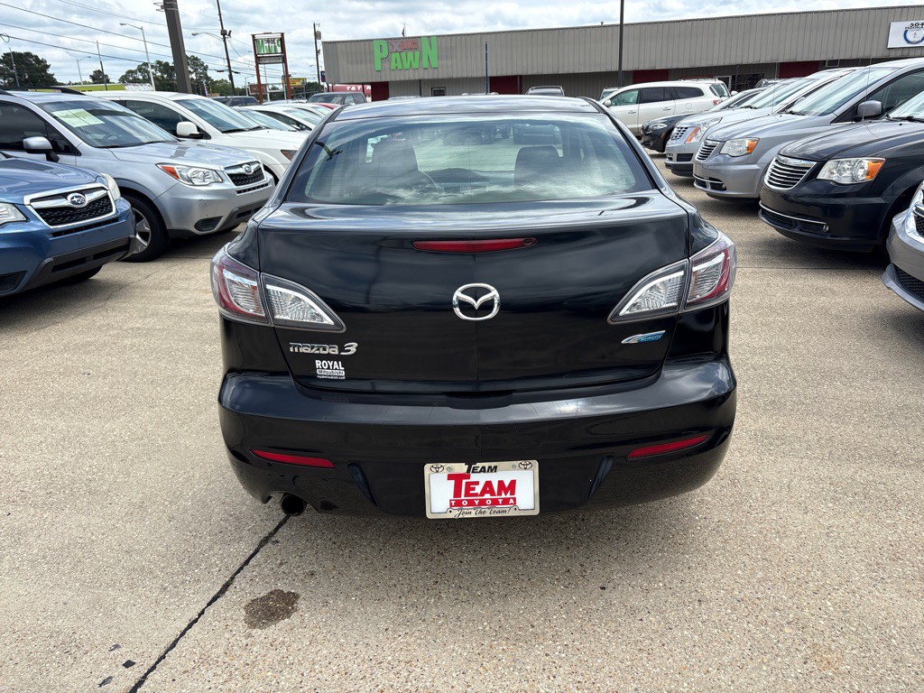 2013 Mazda Mazda3 Image 4